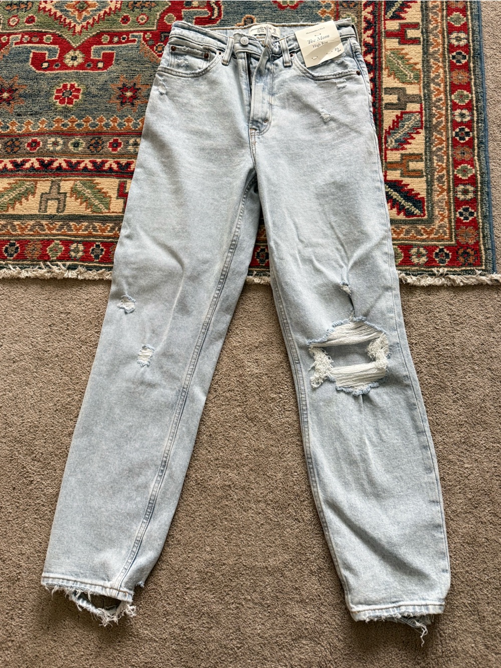 BNWT! Abercrombie & Fitch The Mom High Rise Jean 25